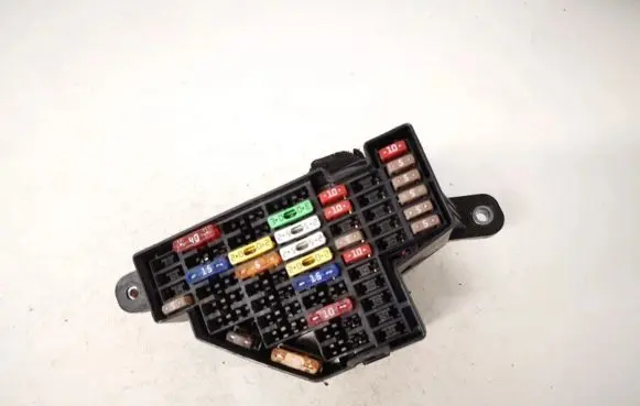 Skoda Octavia Mk2 (1Z) Fuse box set