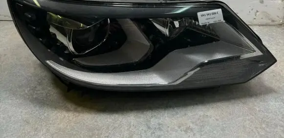 Volkswagen Tiguan Headlight/headlamp 5N1941006C