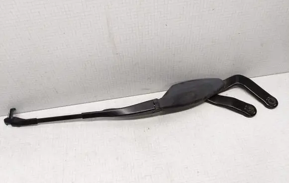 Mercedes-Benz E W211 Front wiper blade arm A2118201244