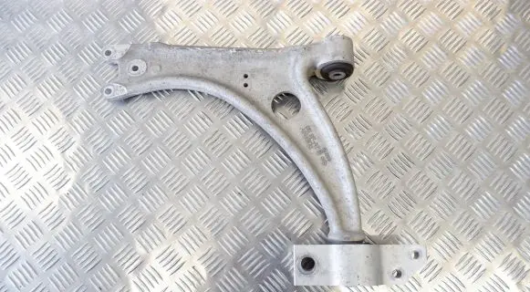 Audi Q3 8U Front lower control arm/wishbone 3C0153D