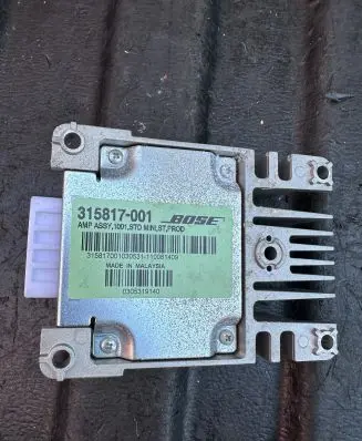 Infiniti M30 Sound amplifier 315817001 0305319140