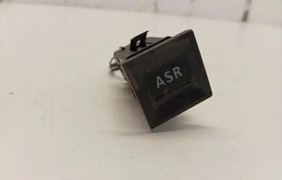 Traction control (ASR) switch