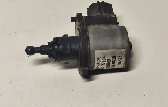 Lexus RX 330 - 350 - 400H Headlight level adjustment motor 3740077894 0651000620