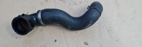 Audi A7 S7 4G Engine coolant pipe/hose 4G0122101B