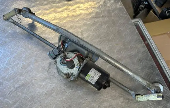 Renault Kangoo I Front wiper linkage 53550102