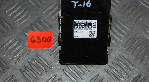 Toyota Avensis T270 Other control units/modules 8969005010