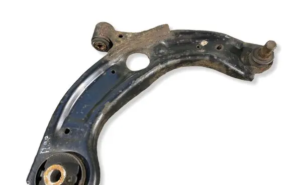 Mazda CX-3 Front lower control arm/wishbone 