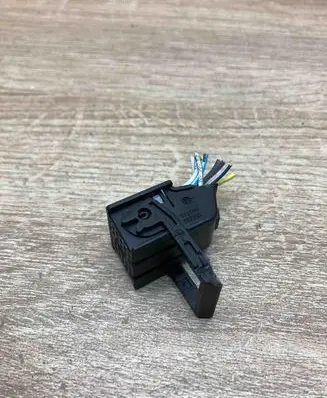 BMW 5 F10 F11 Plug wire 967285 Black
