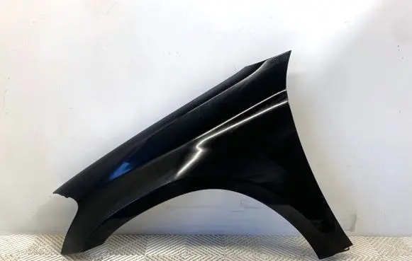 Mercedes-Benz GL X164 Fender 