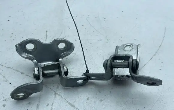Toyota RAV 4 (XA30) Rear door hinge set A046694