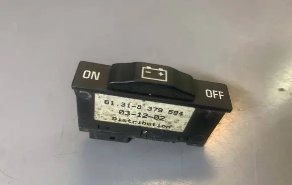 BMW 7 E65 E66 Fuse module 8379594