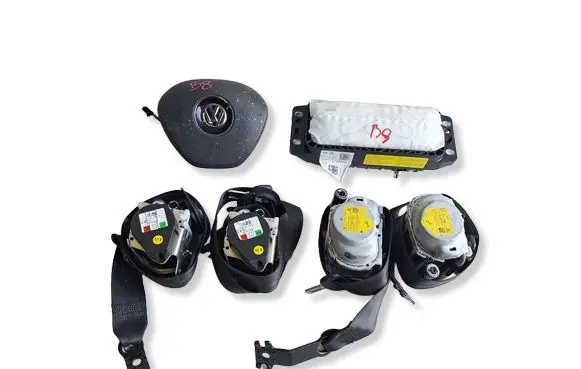 Volkswagen PASSAT B8 Airbag set 