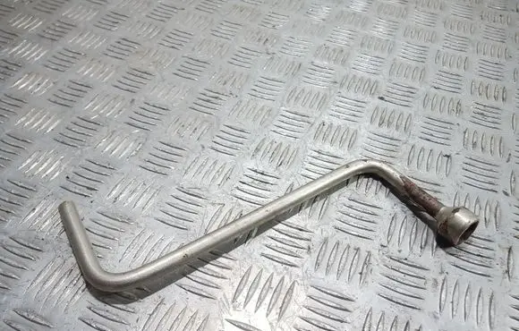 BMW 5 E39 Wheel nut wrench 
