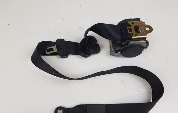 Audi A2 Front seatbelt 8Z2857705 560788301