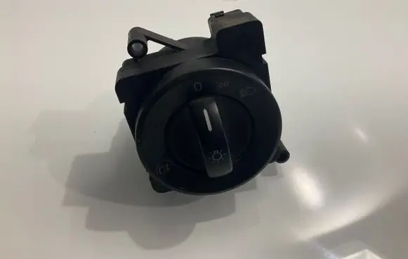 Mercedes-Benz Sprinter W906 Light switch A9065450104 ZGS002 371581