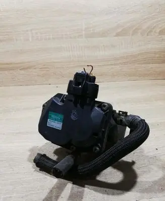 Toyota Yaris EGR valve 2580033011 VN1501000032