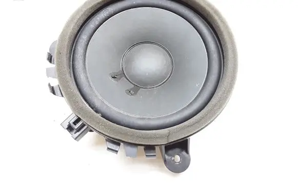 Volvo V70 Front door speaker 30657445