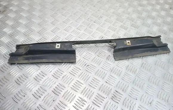 BMW 5 E60 E61 Other engine bay part 7050650