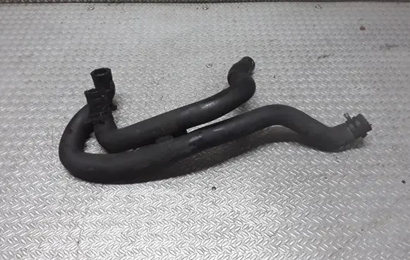 Volkswagen Golf IV Engine coolant pipe/hose