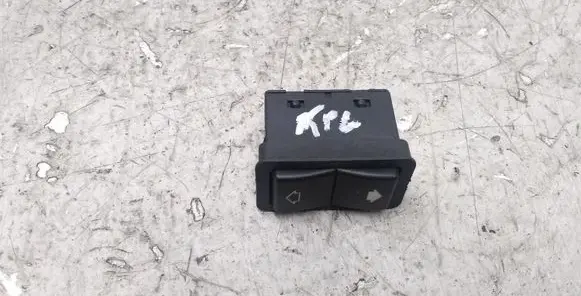 BMW 5 E39 Electric window control switch 8368974