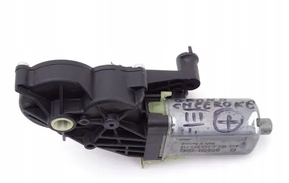 Jeep Grand Cherokee (WK) Seat adjustment motor 0390203213