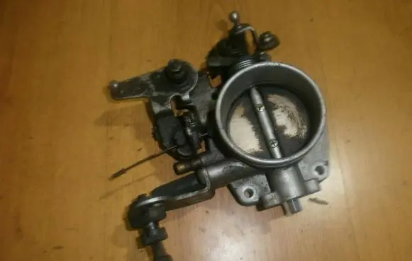 BMW 5 E34 Throttle valve bloga
