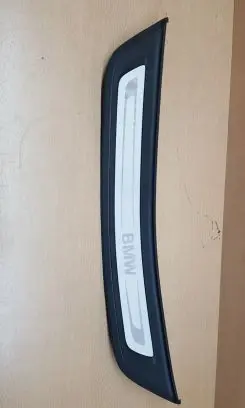 BMW 5 G30 G31 Rear sill trim cover 7381330