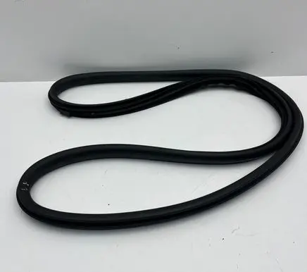 Volvo V60 Front door rubber seal 