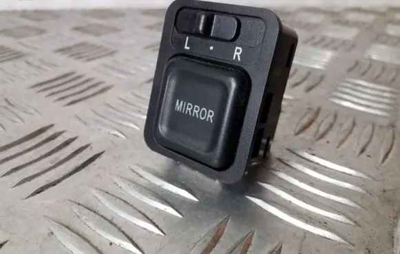 Honda Jazz Wing mirror switch S9AJ011M1