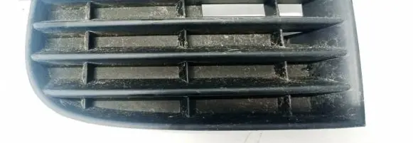Volkswagen Tiguan Front bumper lower grill 05310453