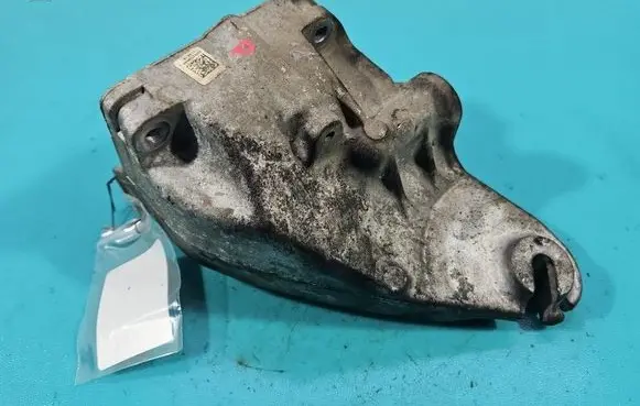 Mercedes-Benz S W222 Engine mounting bracket A6562230004 IMPRK1562645