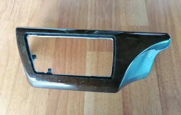 BMW 7 E65 E66 Dashboard glove box trim 7025307 E6038S