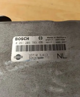 Nissan Primera Engine control unit/module 237103J413 3J41378400 0261203783