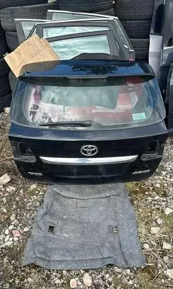 Toyota Avensis T270 Tailgate/trunk/boot lid 23256