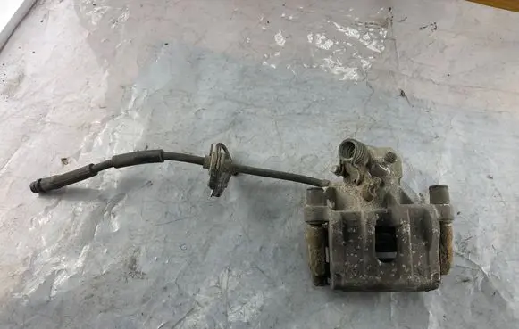Ford Focus Rear brake caliper