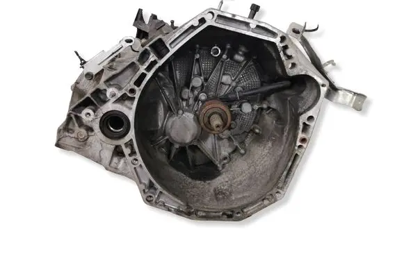 Nissan Qashqai Manual 6 speed gearbox 320101889R