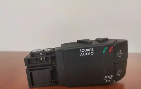 Opel Vivaro Sound control switch 344422020 344422020AG