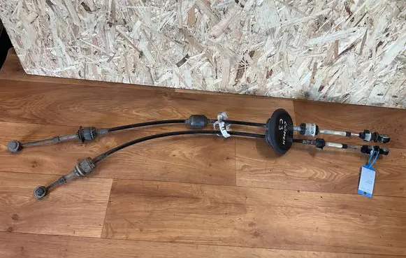 Citroen C3 Gear shift cable linkage 