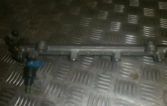 Mitsubishi Colt Fuel main line pipe mdh182 inp062