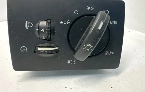 Ford Focus Light switch 4M5T13A024DA