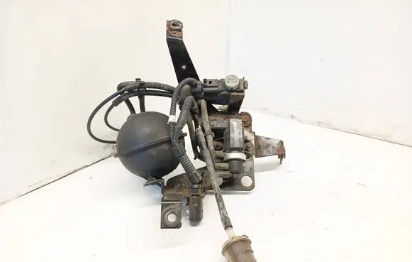 Audi A4 S4 B7 8E 8H Turbo solenoid valve 1J0906627B 04T188 72290345
