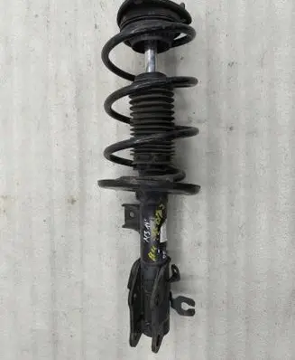 Mazda 3 III Front shock absorber/damper