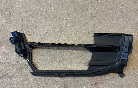Porsche Panamera (971) Front bumper lower grill 971807985E