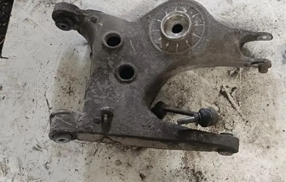 Land Rover Range Rover L405 Rear upper control arm/wishbone 28B07507