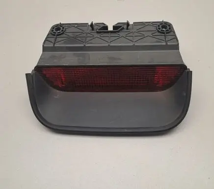 Honda CR-V Third/center stoplight P6939