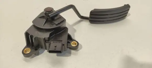Renault Scenic II - Grand scenic II Accelerator throttle pedal 2943C