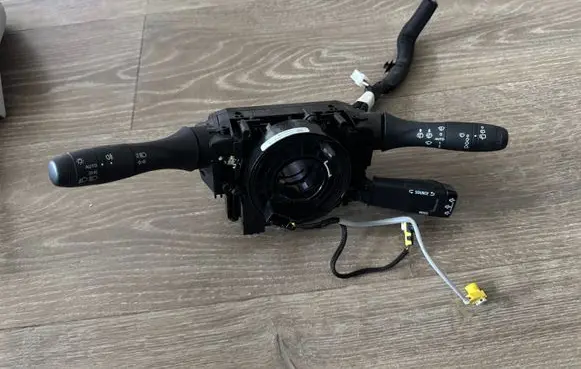Renault Captur II Indicator stalk 985H08697R 255549585R