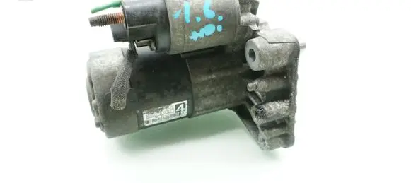 Peugeot 208 Starter motor 9801667580