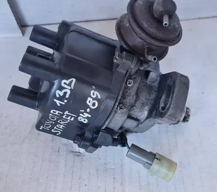 Toyota Starlet (P90) V Spark distributor 1902011141