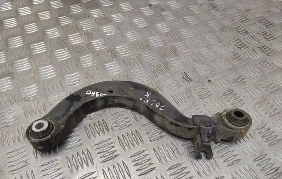 Rear control arm